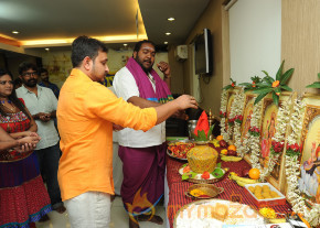 Paanipoori Movie Opening Stills photo 44