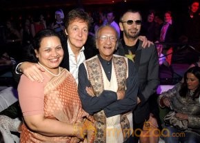 Pandit Ravi Shankar Photos photo 10