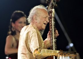 Pandit Ravi Shankar Photos photo 7