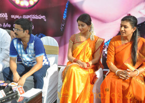Pavitra Movie Launch Gallery  photo 41
