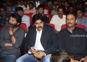 Pawan Kalyan At Attarintiki Daredi Audio Launch Photos photo 23