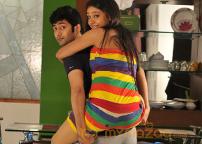 PELLI PUSTHAKAM MOVIE LATEST STILLS