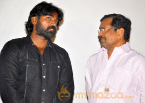 Pizza Movie Premiere Show Photos photo 28
