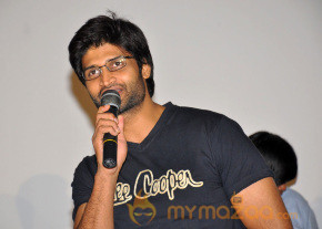 Pizza Movie Premiere Show Photos photo 10