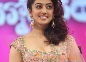 Pranitha Subhash At Brahmotsavam Audio Launch photo 5