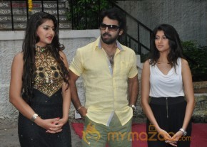 Q movie Launch Photos photo 23