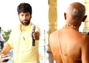 Raju Gari Gadi Movie Working Stills photo 7
