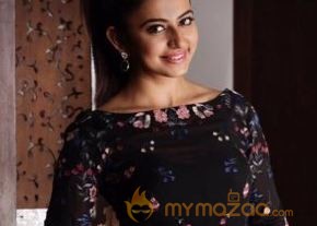 Rakul Preet Singh at Sarrainodu Press Meet photo 4