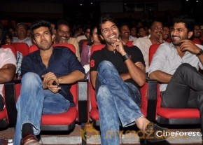 Ram Charan At Yamudiki Mogudu Audio Launch Pics photo 17