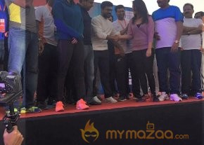 Ram Charan Flagged off Hyderabad 10K Run in Hyderabad photo 6