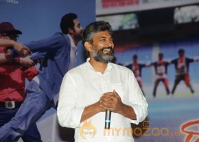 RAMAYYA VASTHAVAYYA MOVIE AUDIO LAUNCH PHOTOS photo 60