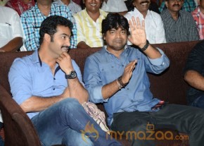 RAMAYYA VASTHAVAYYA MOVIE AUDIO LAUNCH PHOTOS photo 59