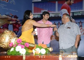 RAMAYYA VASTHAVAYYA MOVIE AUDIO LAUNCH PHOTOS photo 78