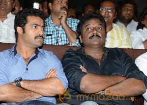 RAMAYYA VASTHAVAYYA MOVIE AUDIO LAUNCH PHOTOS photo 45