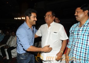 RAMAYYA VASTHAVAYYA MOVIE AUDIO LAUNCH PHOTOS photo 25