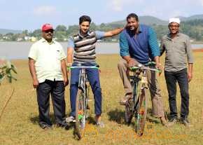 Right Right Movie Working Stills