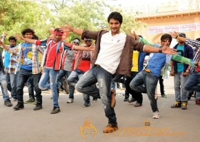 Rough Telugu Movie Working Stills photo 12