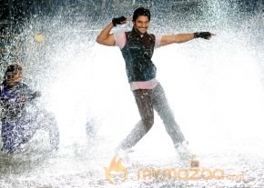 Rough Telugu Movie Working Stills photo 10