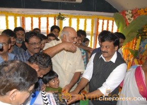 Sai Dharam Tej New Movie Launch Stills photo 65