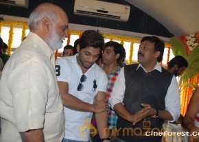 Sai Dharam Tej New Movie Launch Stills photo 127
