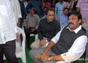 Sai Dharam Tej New Movie Launch Stills photo 5