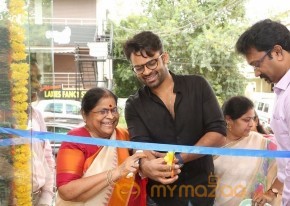 Sai Dharam Tej Opening Care Well Clinics photo 9