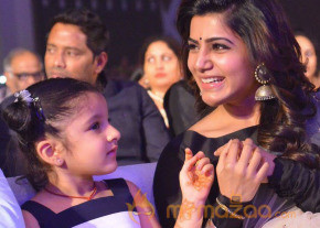 Samantha at Brahmotsavam Audio Launch Pictures photo 12