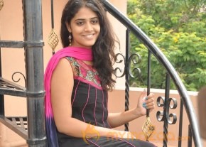 Samatha Latest Photo Gallery photo 23