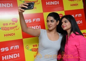 Selfie Raja Team at Radio Mirchi Stills photo 2