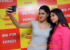 Selfie Raja Team at Radio Mirchi Stills photo 12
