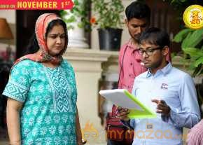 Size Zero Movie Working Stills photo 4