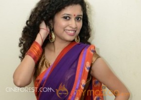 Soumya Sukumar Stills in Saree photo 15