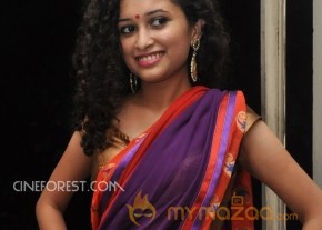 Soumya Sukumar Stills in Saree photo 14