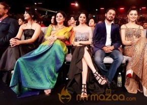 South India Celebrities at SIIMA 2016 Awards photo 48