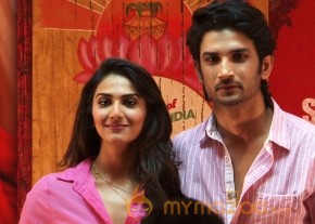 Sudh Desi Romance Press Meet Photos photo 2