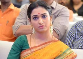 Tamanna Abhinetri First Look Stils Launch Pics photo 6