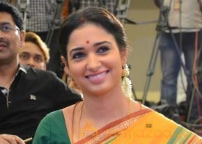 Tamanna Abhinetri First Look Stils Launch Pics photo 5