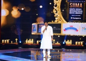 Telugu and Kannada Film Industry SIIMA 2016 Awards Function Stills Day 1 photo 18