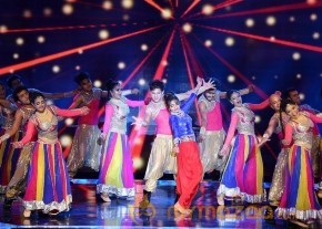 Telugu and Kannada Film Industry SIIMA 2016 Awards Function Stills Day 1 photo 65