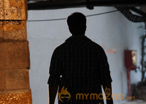 Telugu movie-Vasool Raja Movie Stills photo 39