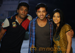 Telugu movie-Vasool Raja Movie Stills photo 69