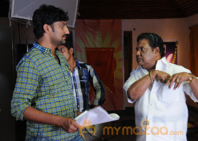 Telugu movie-Vasool Raja Movie Stills photo 31
