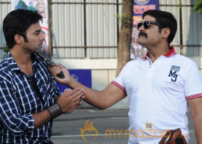 Telugu movie-Vasool Raja Movie Stills photo 48