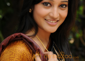 Telugu movie-Vasool Raja Movie Stills photo 78