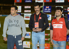 Telugu Warriors & Mumbai Heroes Teams At LB Stadium  photo 54