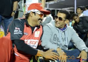 Telugu Warriors & Mumbai Heroes Teams At LB Stadium  photo 30
