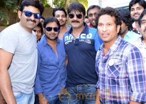 Telugu Warriors Team Meet Sachin Tendulkar & Laxman   photo 103
