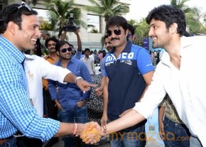 Telugu Warriors Team Meet Sachin Tendulkar & Laxman   photo 2