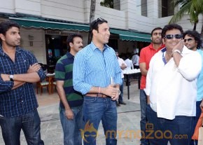 Telugu Warriors Team Meet Sachin Tendulkar & Laxman   photo 34