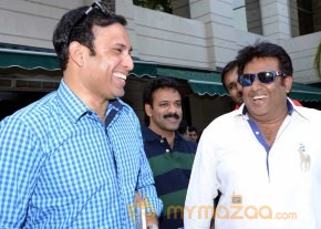 Telugu Warriors Team Meet Sachin Tendulkar & Laxman   photo 96